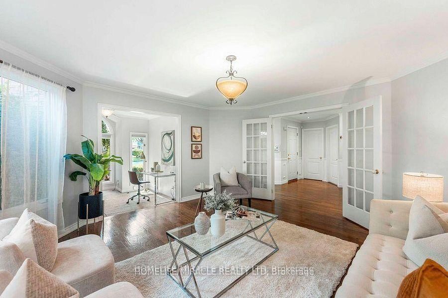 987 Copperfield Drive • Oshawa, ON photo 7
