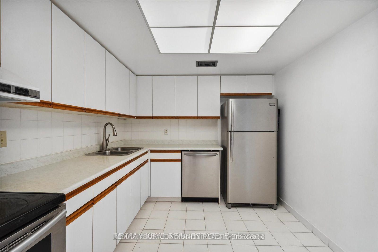 511 - 225 Bamburgh Circle, Toronto 4