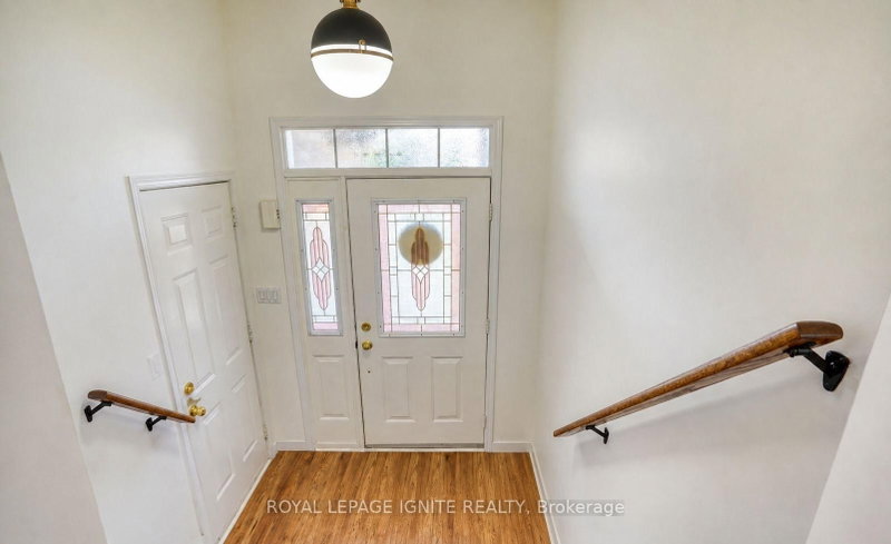 604 Woodmount Crescent