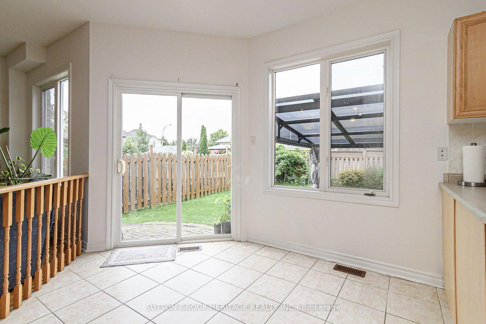 4 Divine Drive • Whitby, ON photo 14