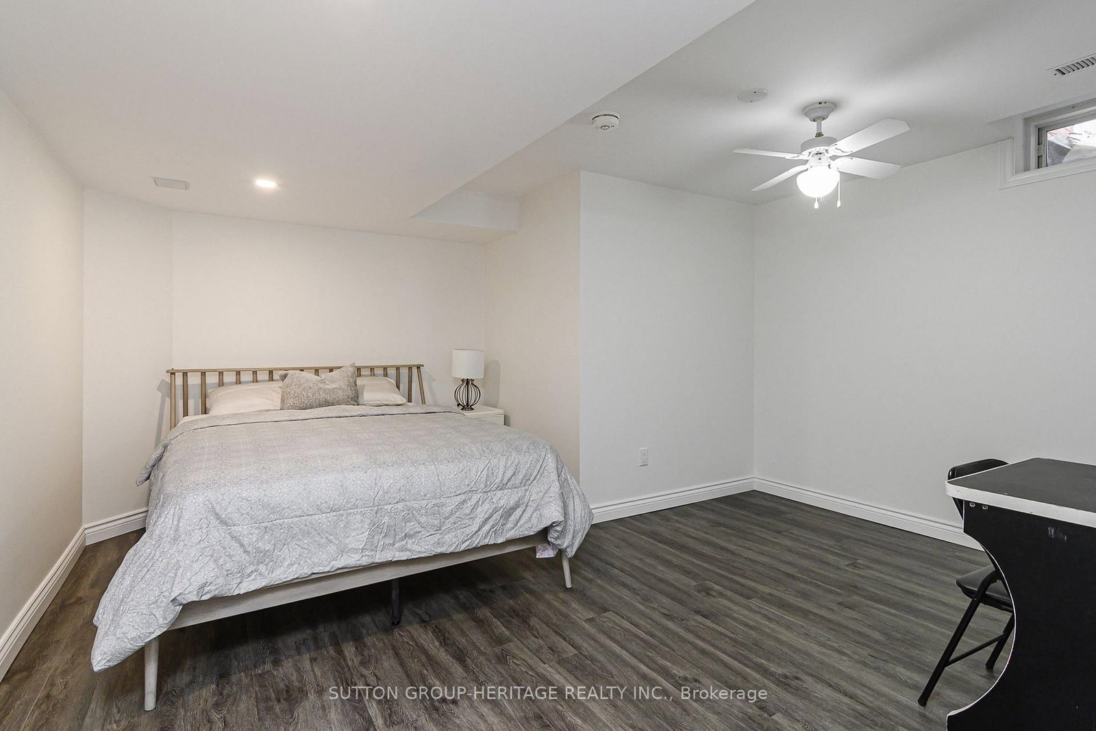 4 Divine Drive • Whitby, ON photo 24