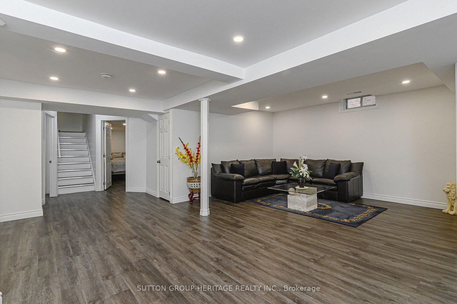 4 Divine Drive • Whitby, ON photo 30