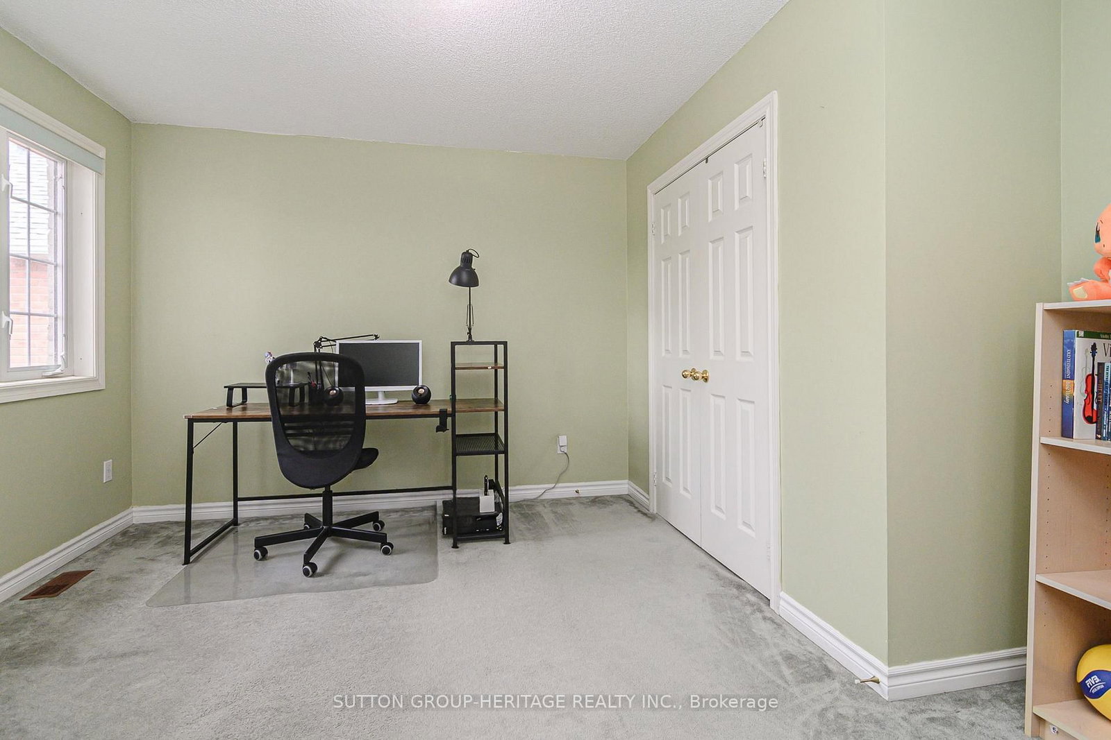 4 Divine Drive • Whitby, ON photo 36