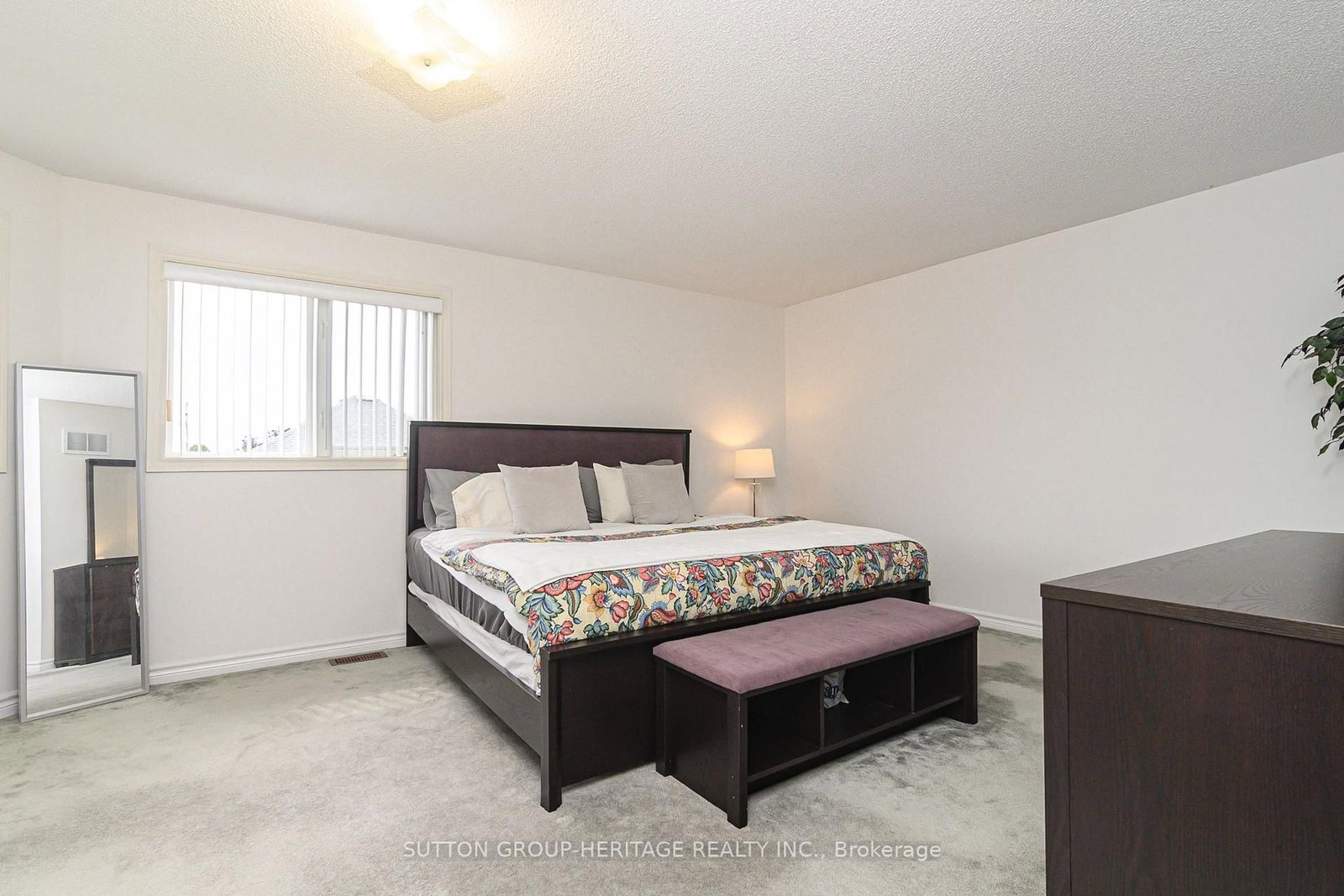 4 Divine Drive • Whitby, ON photo 41
