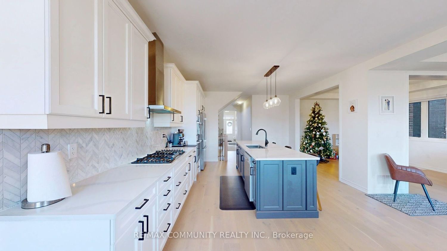3279 Turnstone Boulevard • Pickering, ON photo 12