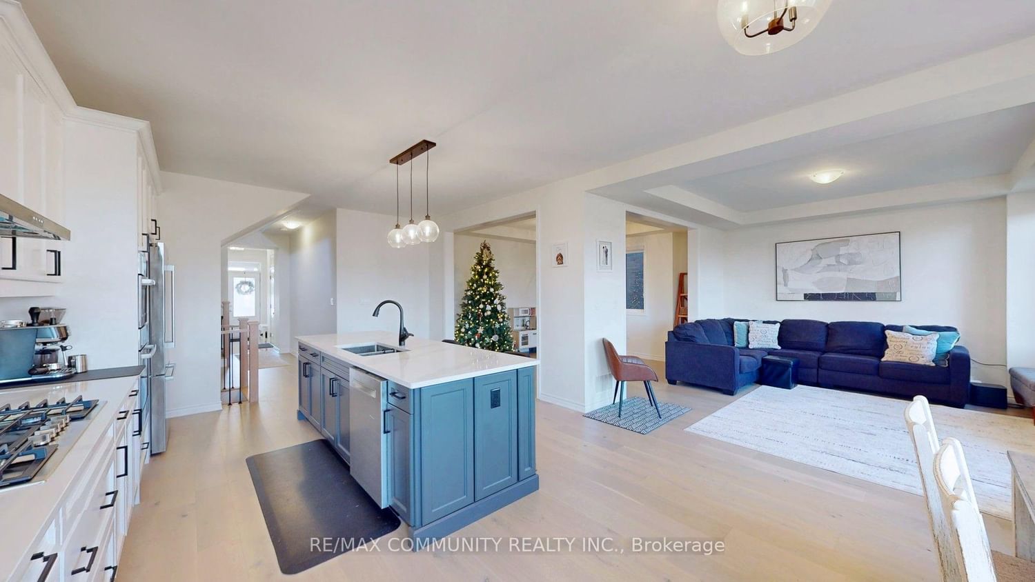 3279 Turnstone Boulevard • Pickering, ON photo 13