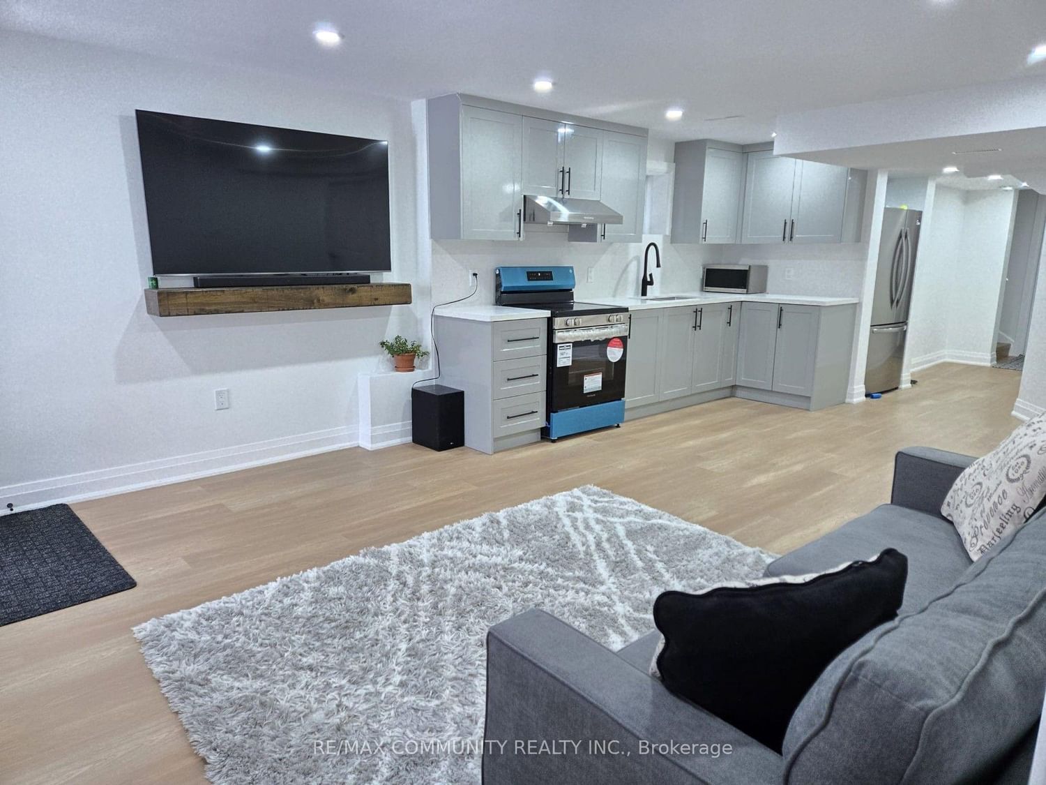 3279 Turnstone Boulevard • Pickering, ON photo 41