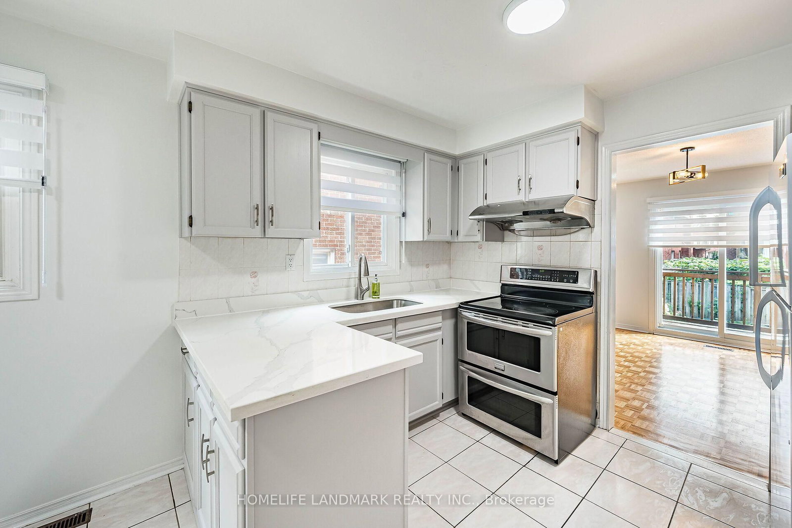 62 Danjohn Crescent • Toronto, ON photo 14