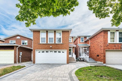 62 Danjohn Crescent • Toronto, ON photo 2