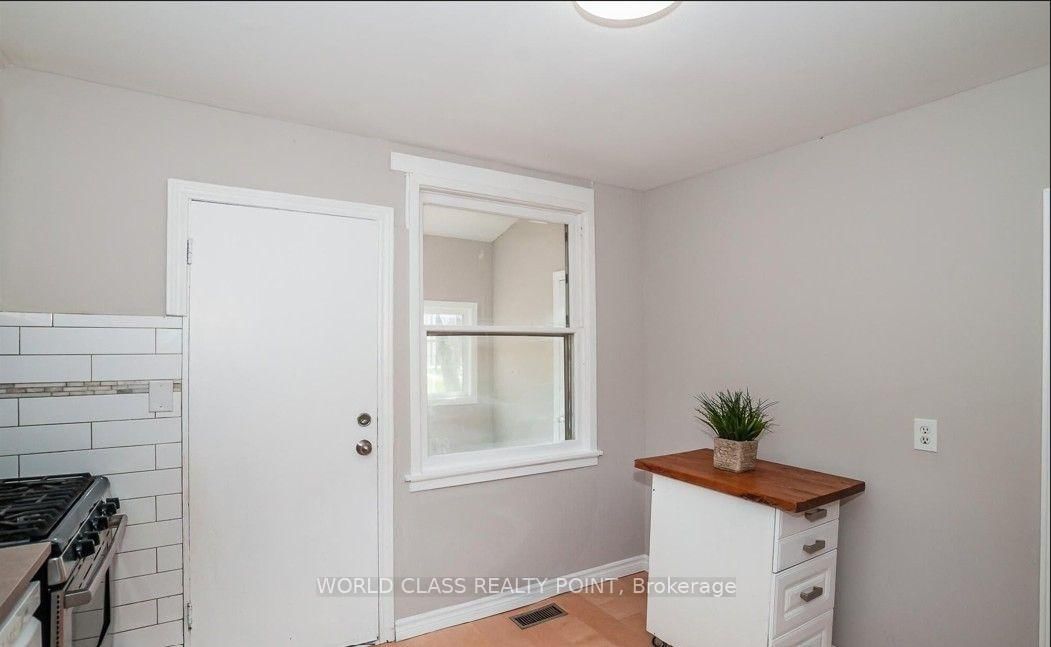 1 Mcintosh Street • Toronto, ON photo 13