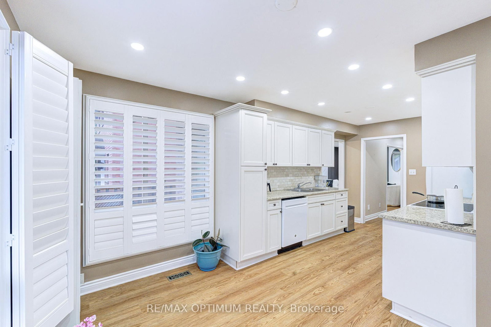 11 Murkar Crescent • Whitby, ON photo 18