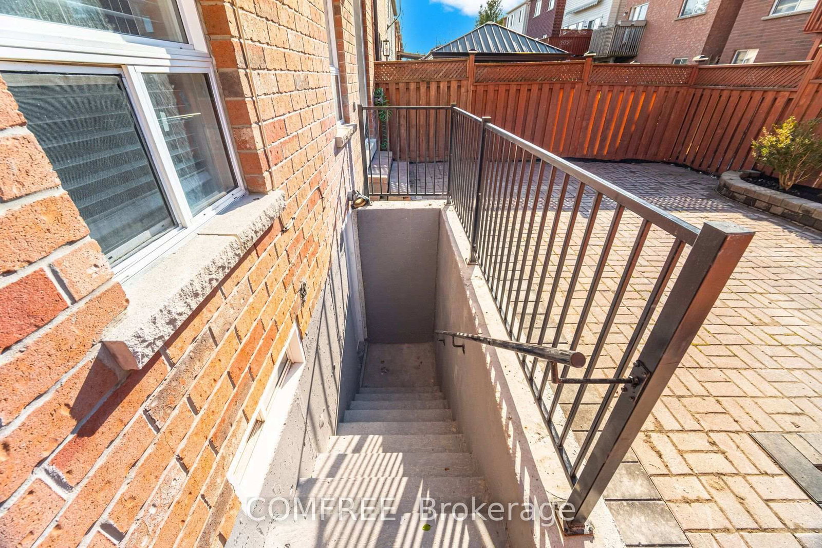 81 Vessel Crescent • Toronto, ON photo 38