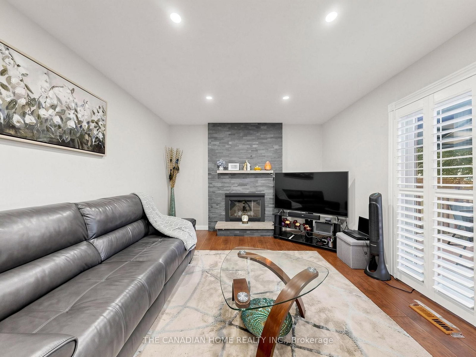 19 Wigston Court • Whitby, ON photo 18