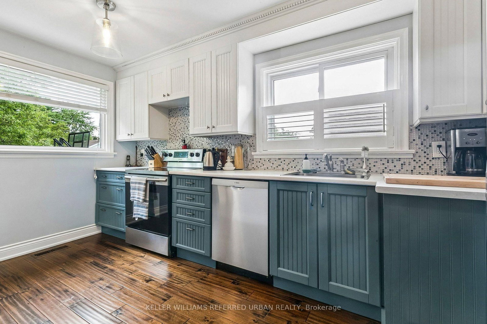 36 Vernadale Crescent • Toronto, ON photo 21