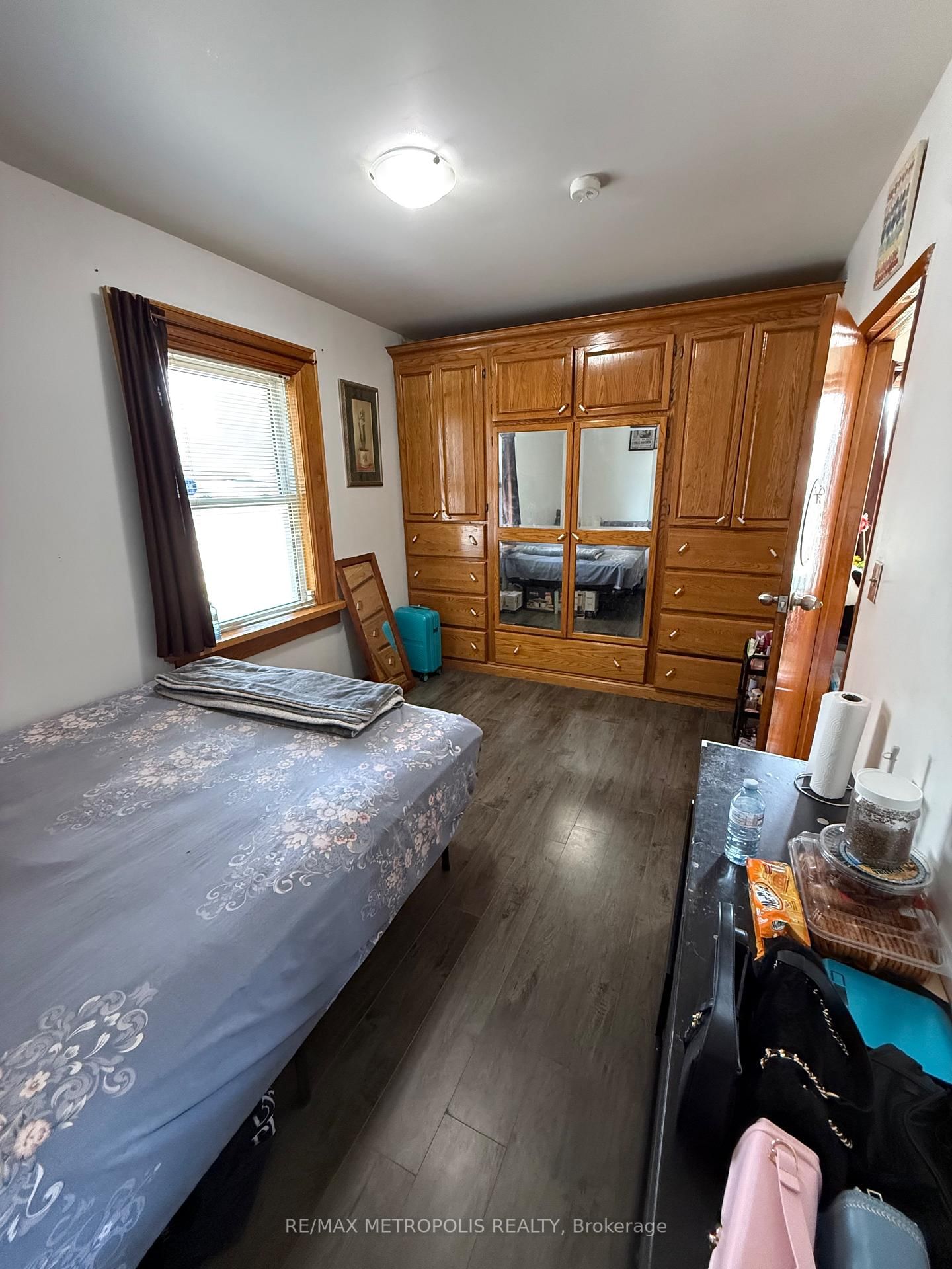 175 Celina St, Oshawa, view 14