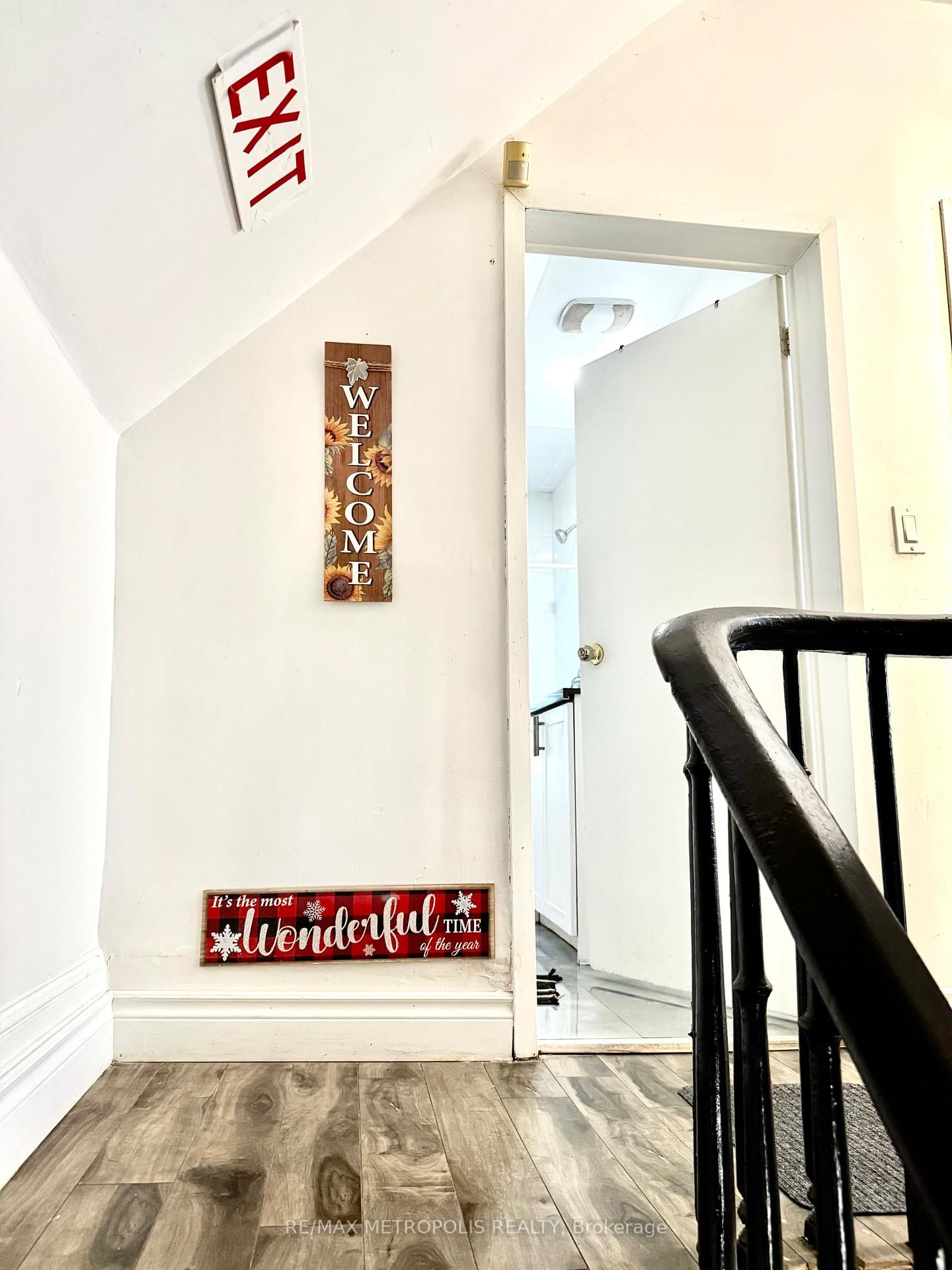 175 Celina St, Oshawa, view 22