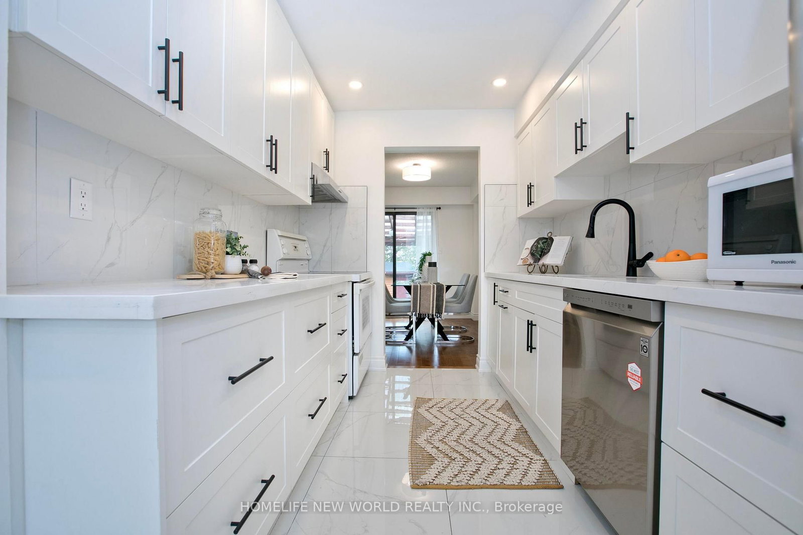 60 James Park Square • Toronto, ON photo 12