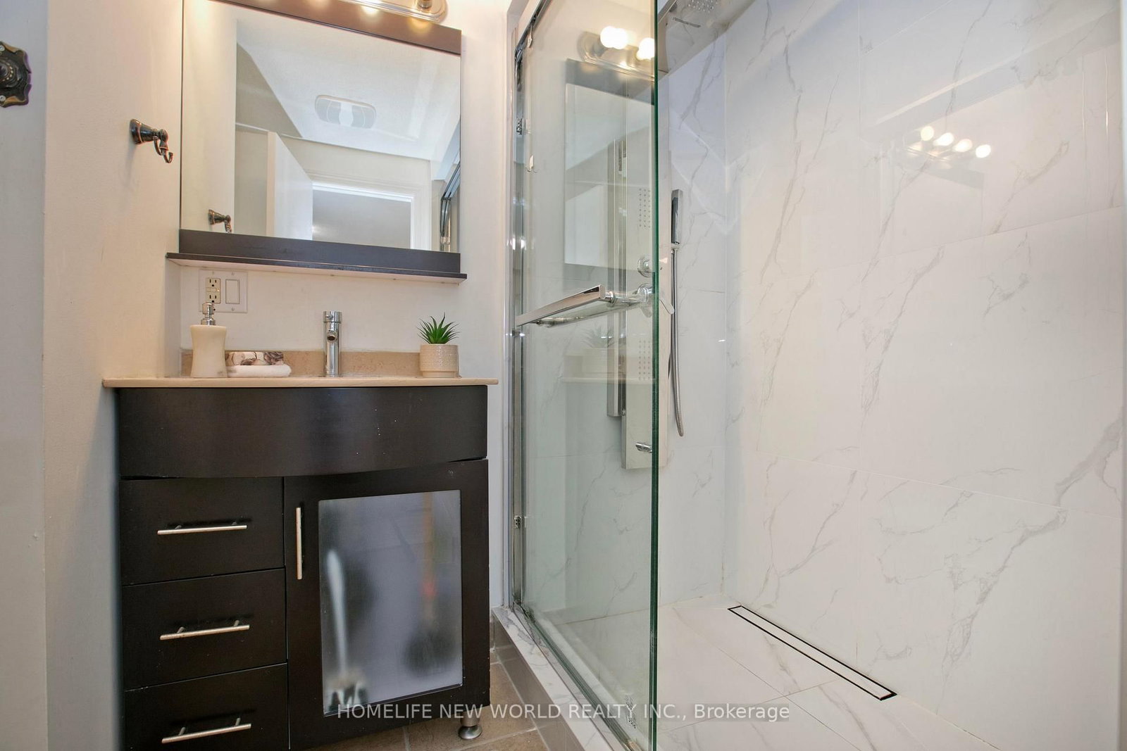60 James Park Square • Toronto, ON photo 32