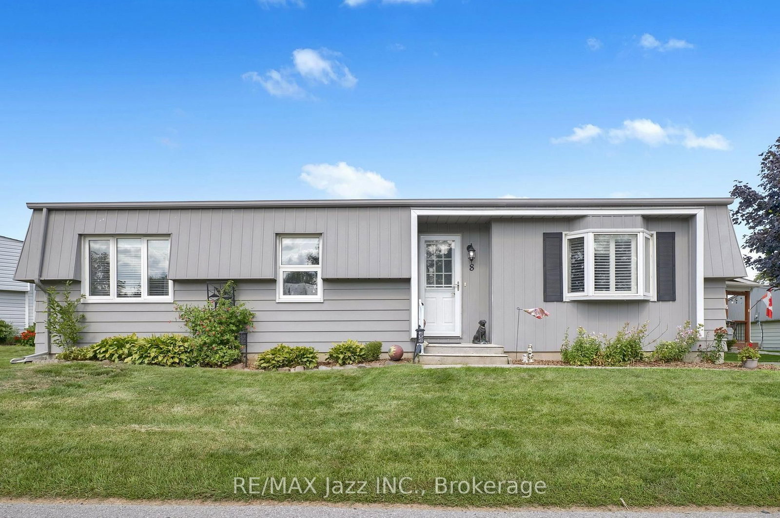 8 Wheelhouse Drive • Clarington, ON photo 28