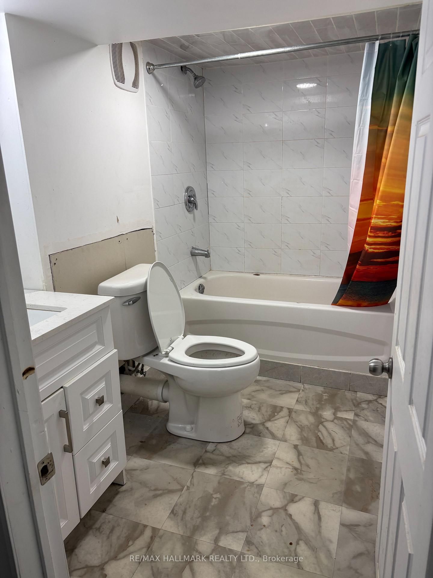 64 Dale Avenue • Toronto, ON photo 13