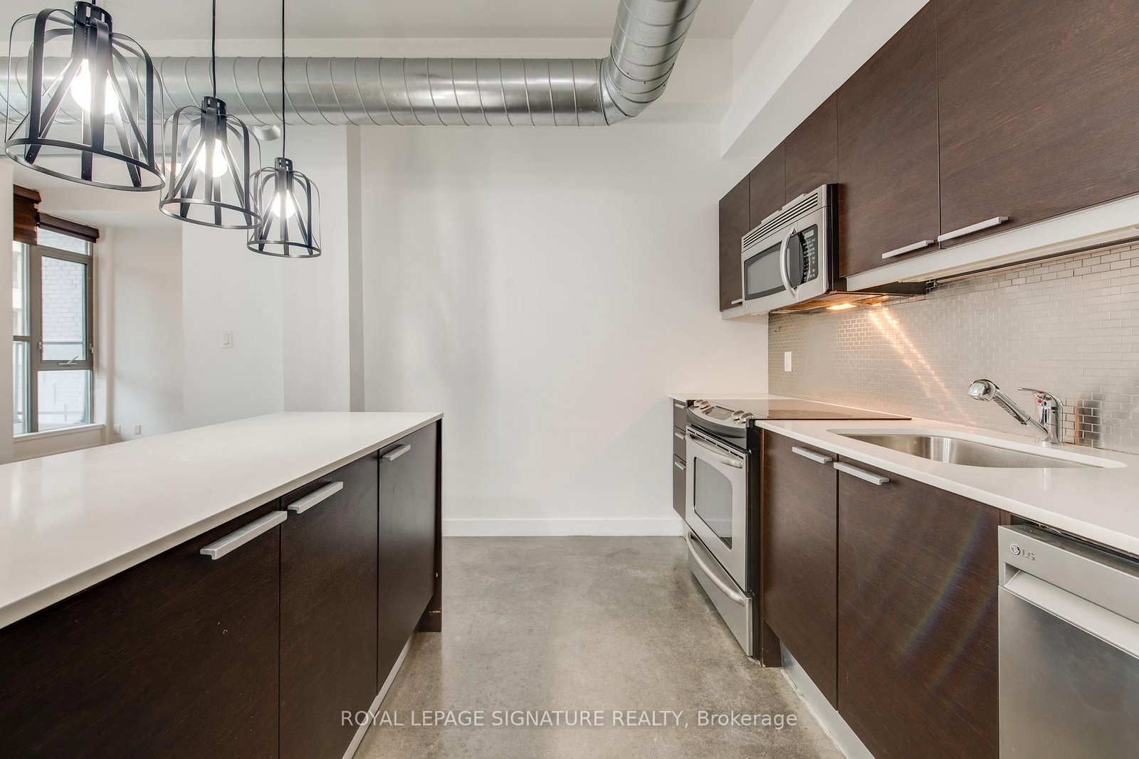 625 Queen Street E • #211 • Toronto, ON photo 12