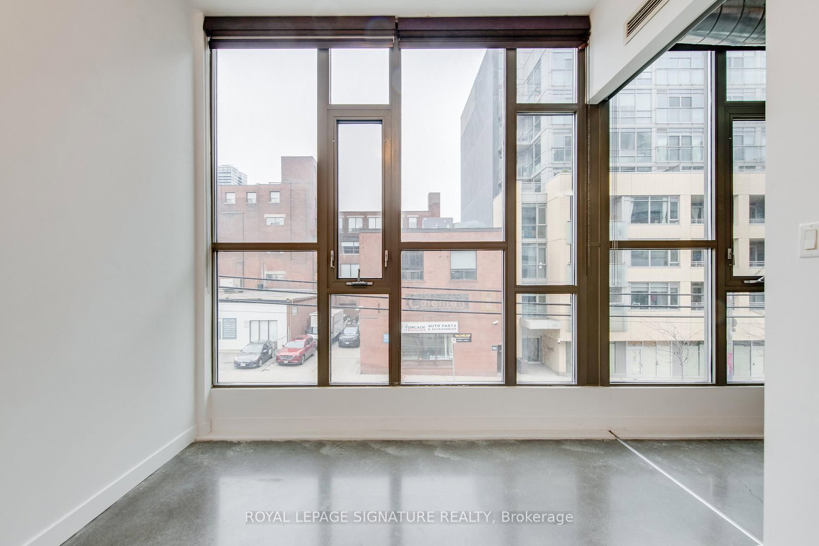 625 Queen Street E • #211 • Toronto, ON photo 23