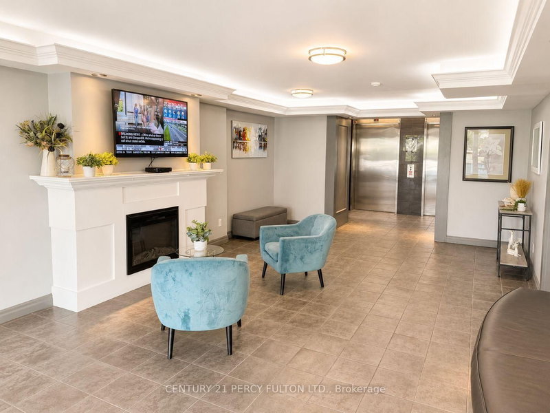 1201 - 1625 Pickering Parkway
