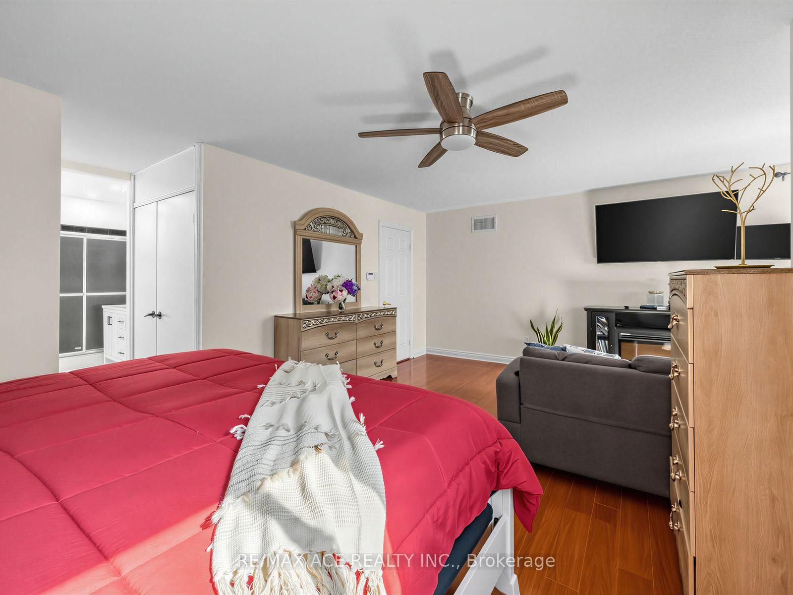 53 Howes Street • Ajax, ON photo 20