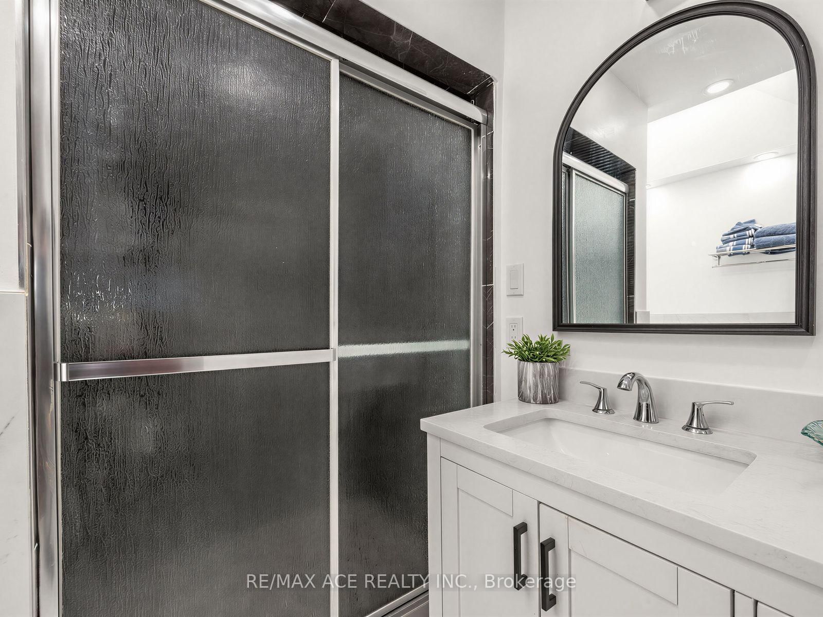53 Howes Street • Ajax, ON photo 23