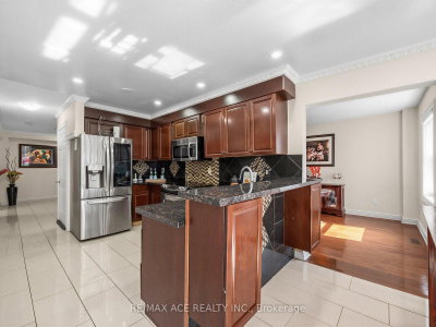 53 Howes Street • Ajax, ON photo 9