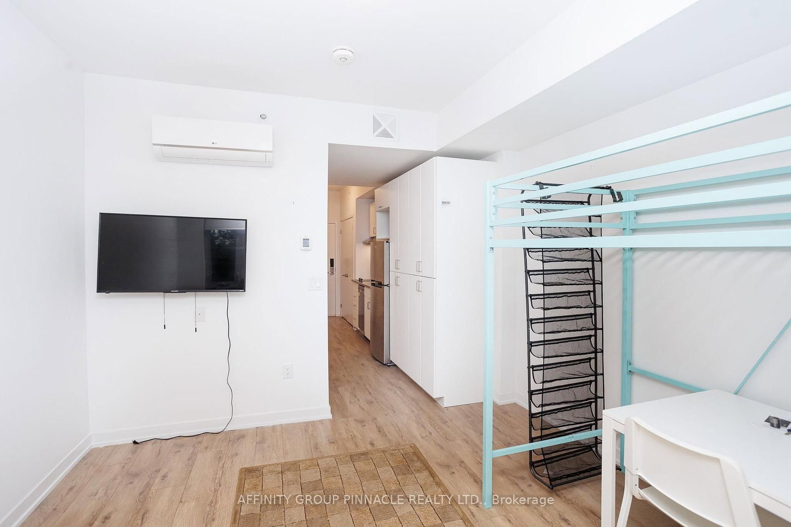 220-1800 Simcoe St, Oshawa, view 10