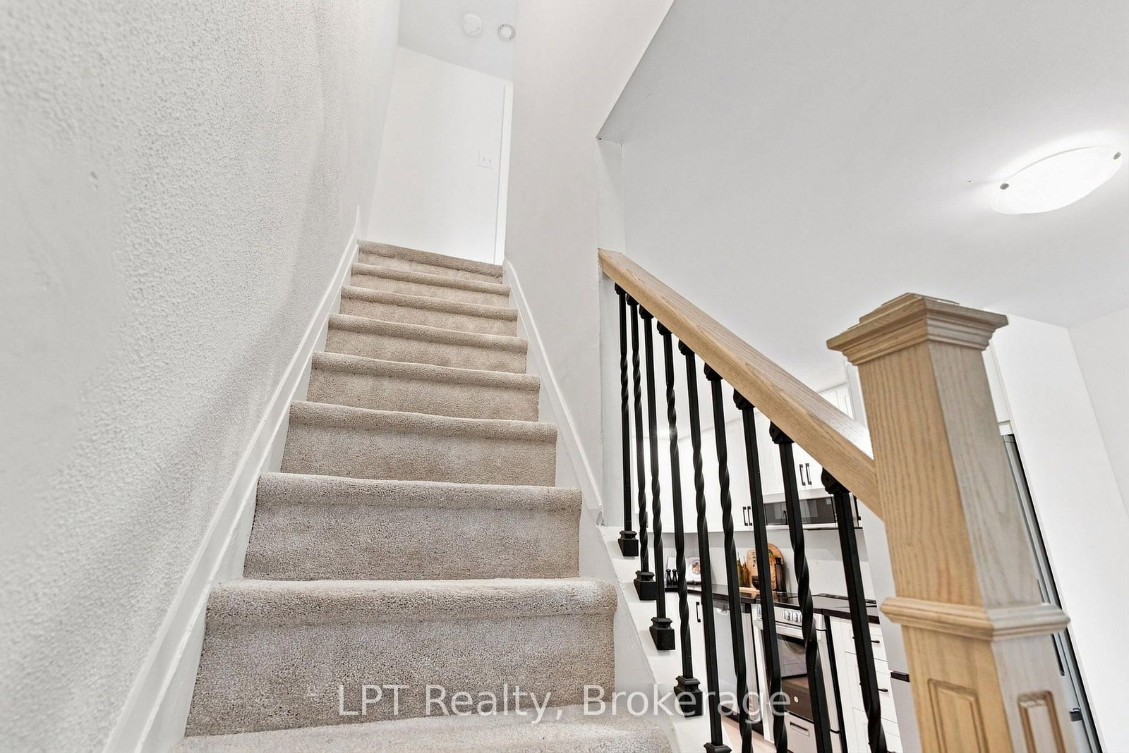 112 Olive Avenue • Oshawa, ON photo 24