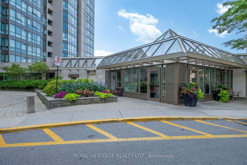 906 - 3233 Eglinton Avenue E