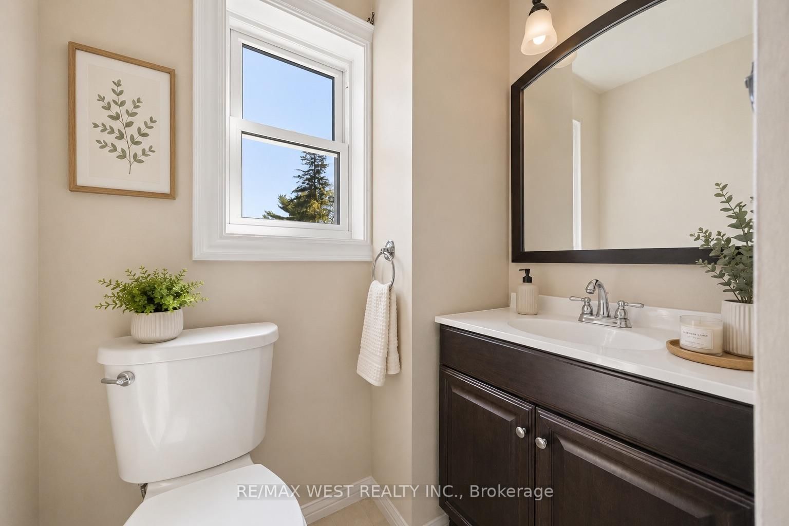 79 King Edward Avenue • Toronto, ON photo 14