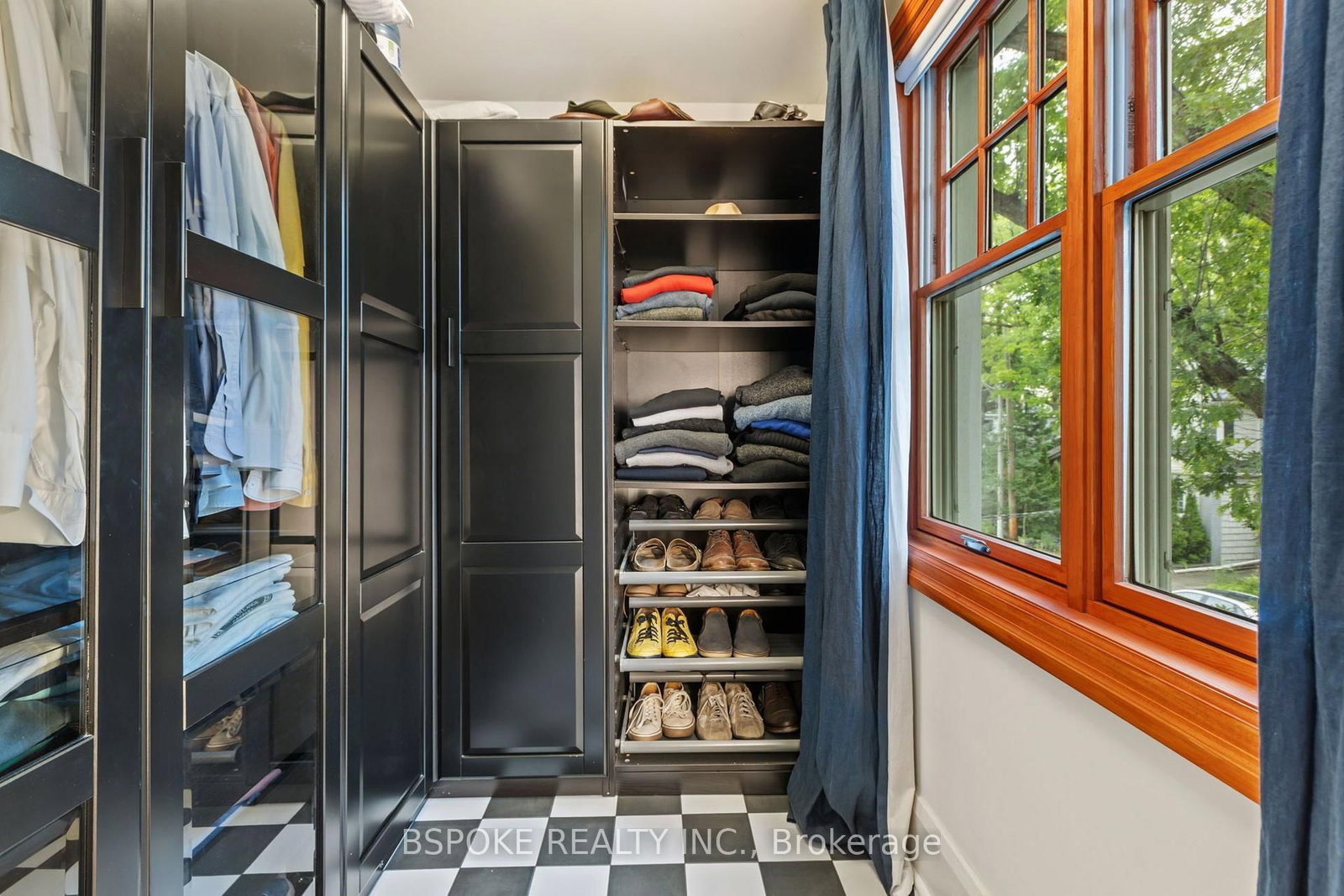 126 Oakcrest Avenue • Toronto, ON photo 21
