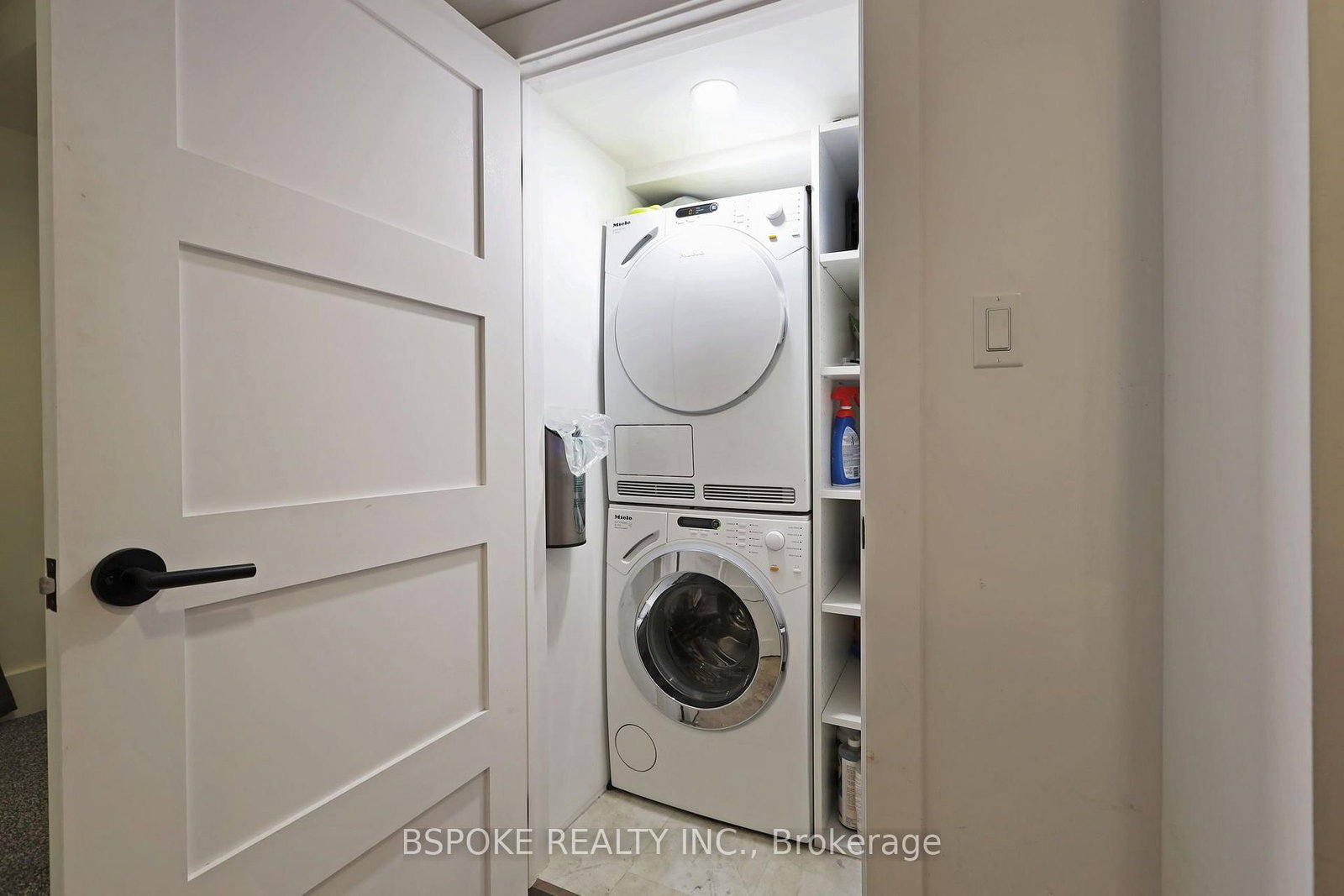 126 Oakcrest Avenue • Toronto, ON photo 27