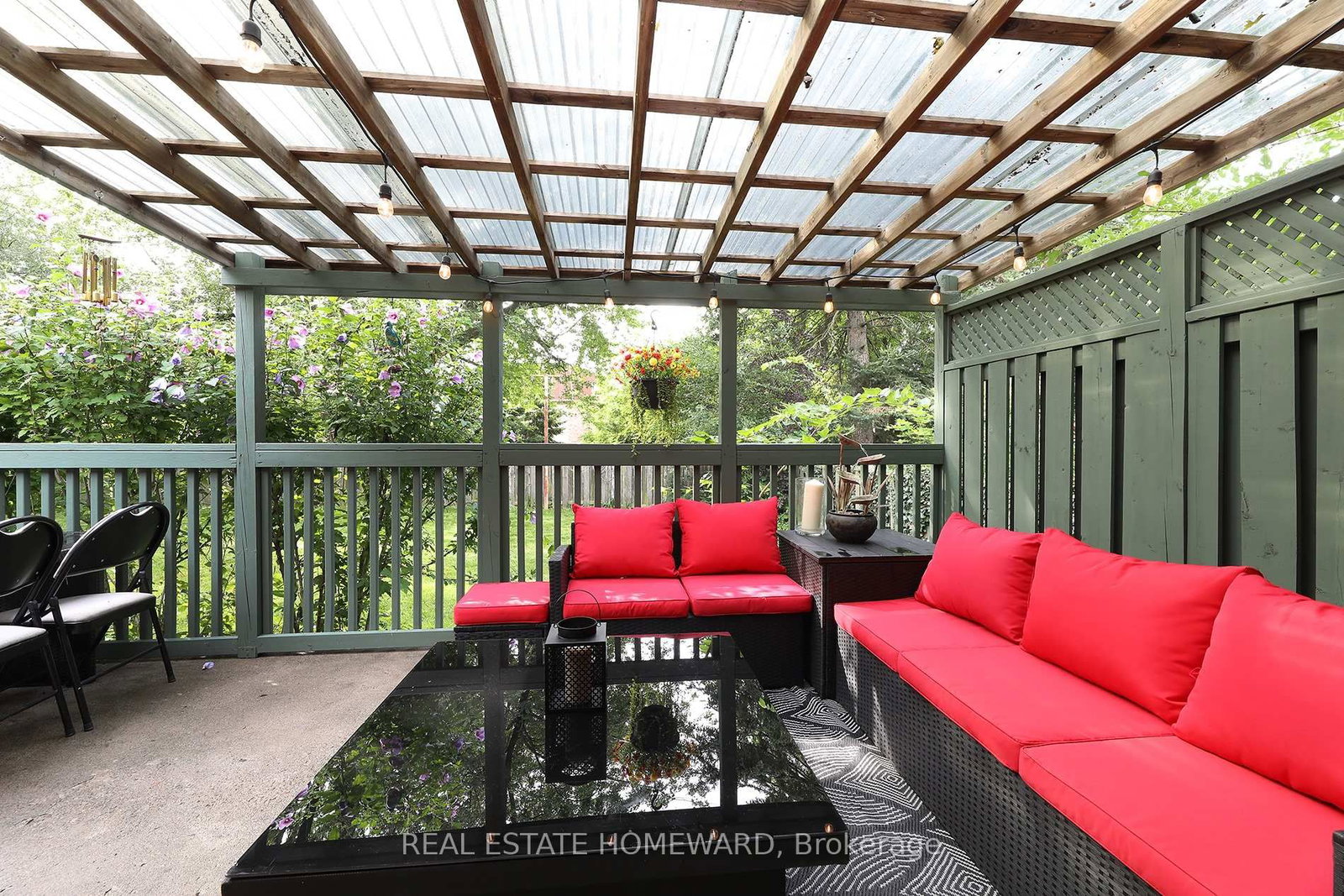 71 Gatesview Avenue • Toronto, ON photo 11