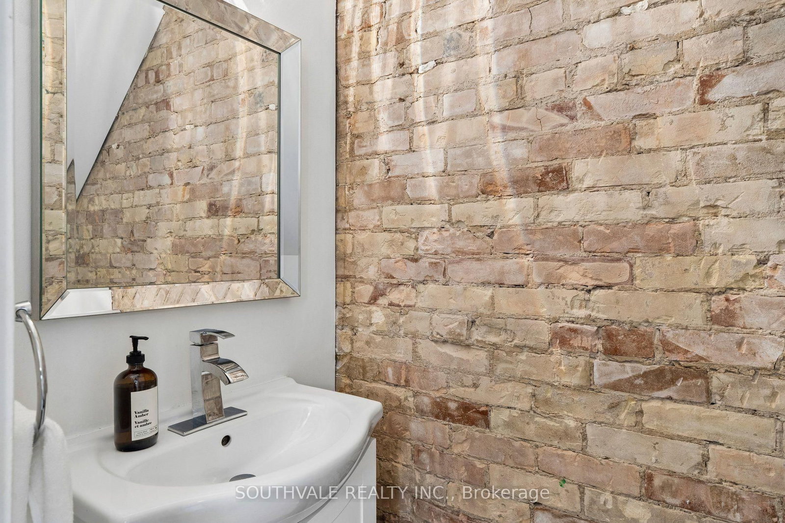 485 Strathmore Boulevard • Toronto, ON photo 14