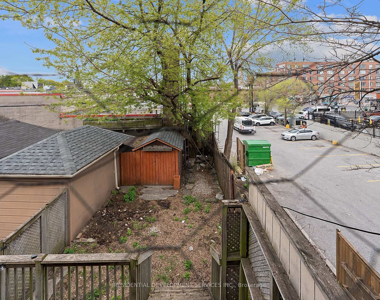 363 Strathmore Boulevard • Toronto, ON photo 20