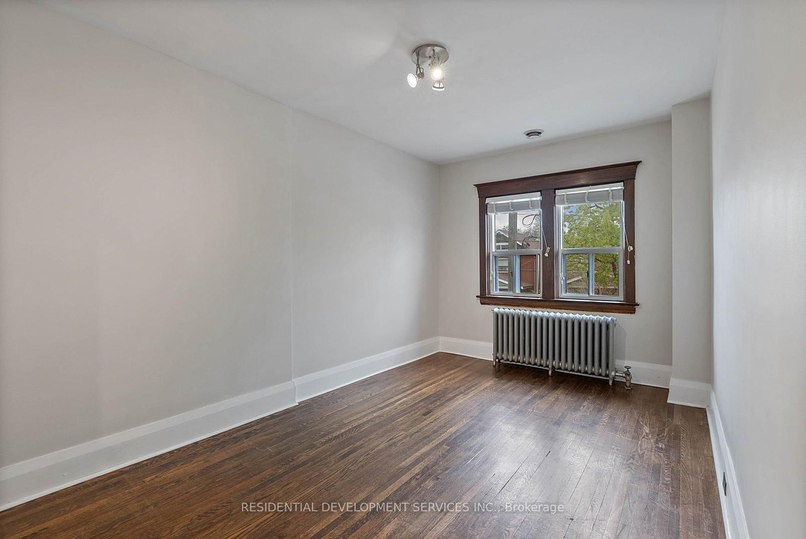 363 Strathmore Boulevard • Toronto, ON photo 23