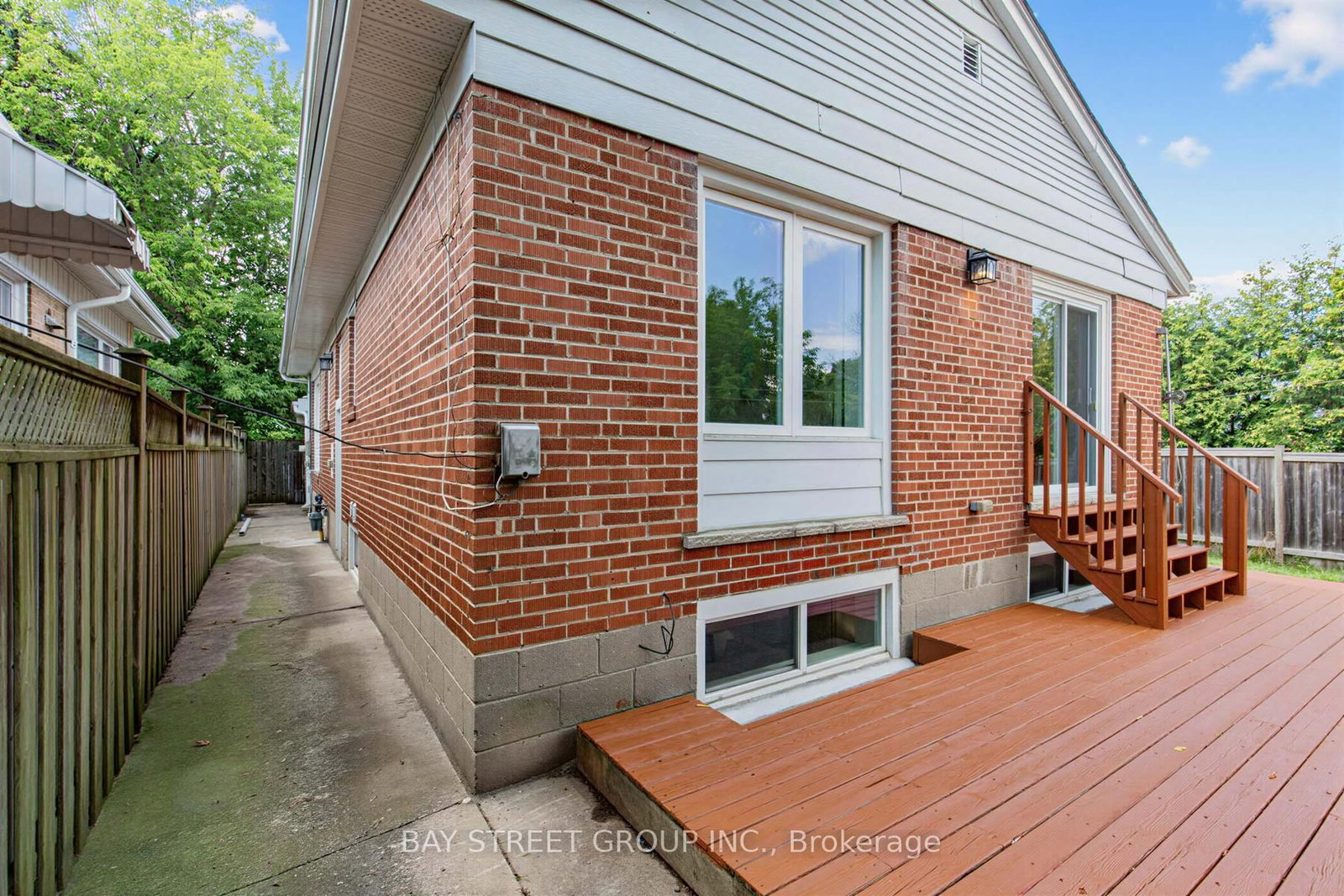 47 Haileybury Drive • Toronto, ON photo 32