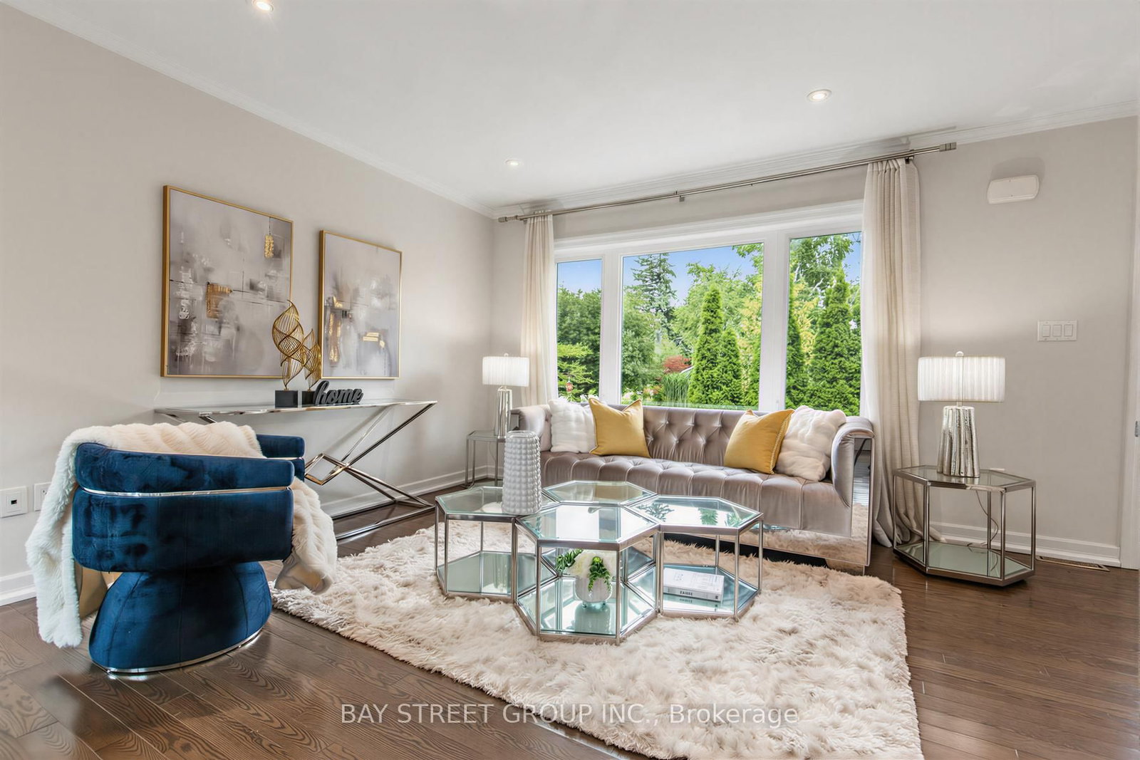47 Haileybury Drive • Toronto, ON photo 4