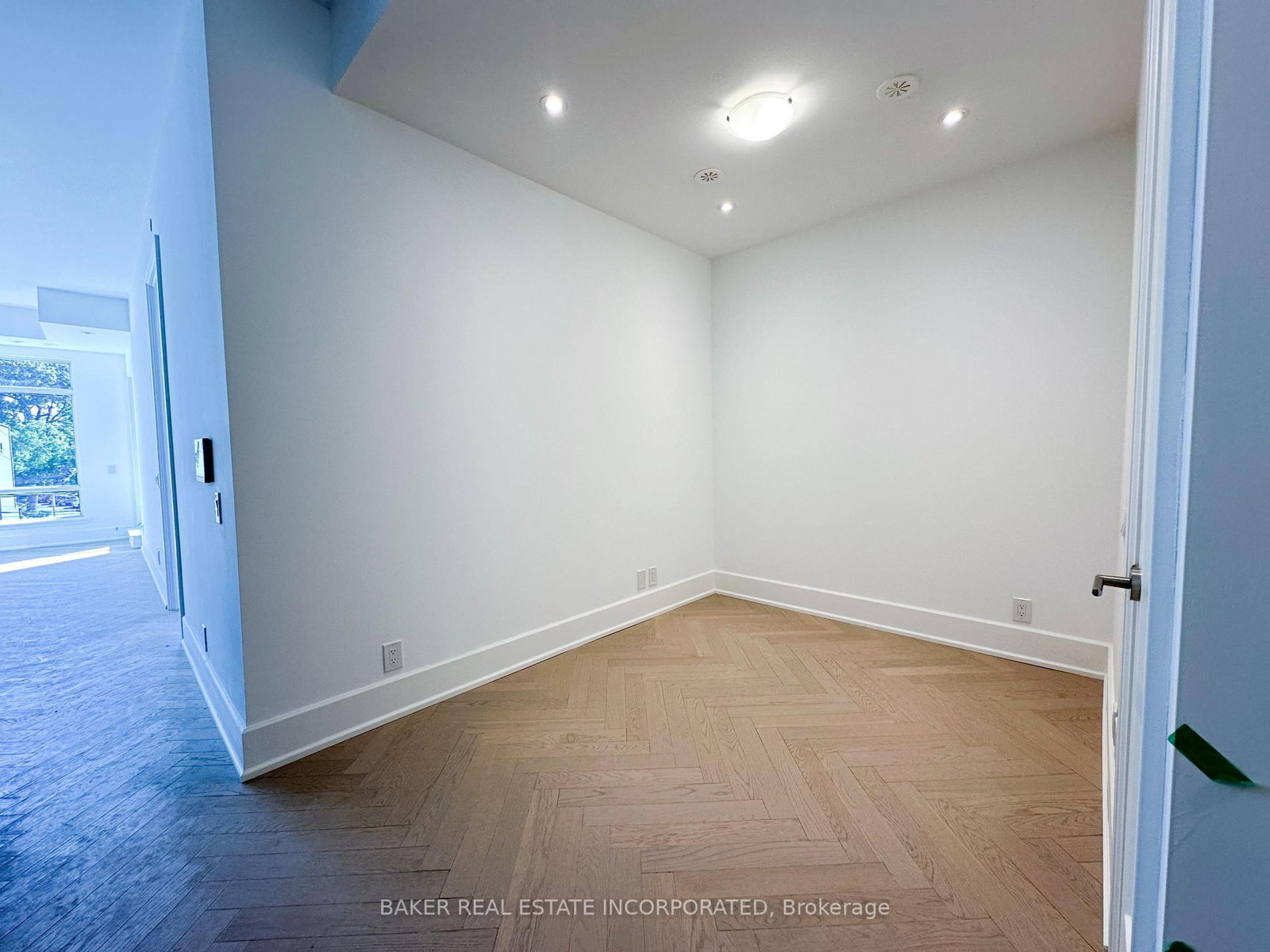 800 Broadview Avenue • #303 • Toronto, ON photo 11