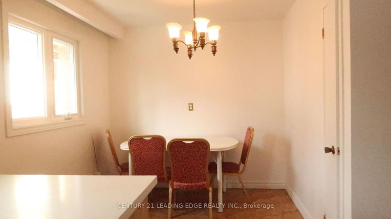 Main - 959 Huntingwood Drive S
