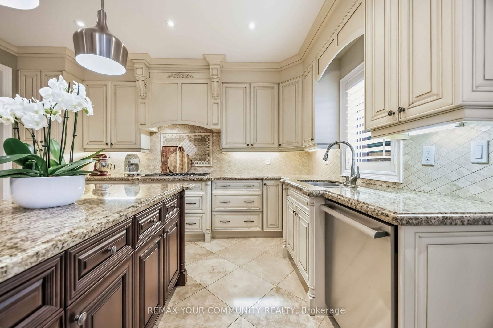 2313 Southcott Road • Pickering, ON photo 12