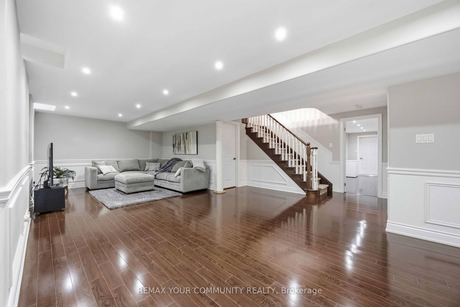 2313 Southcott Road • Pickering, ON photo 31