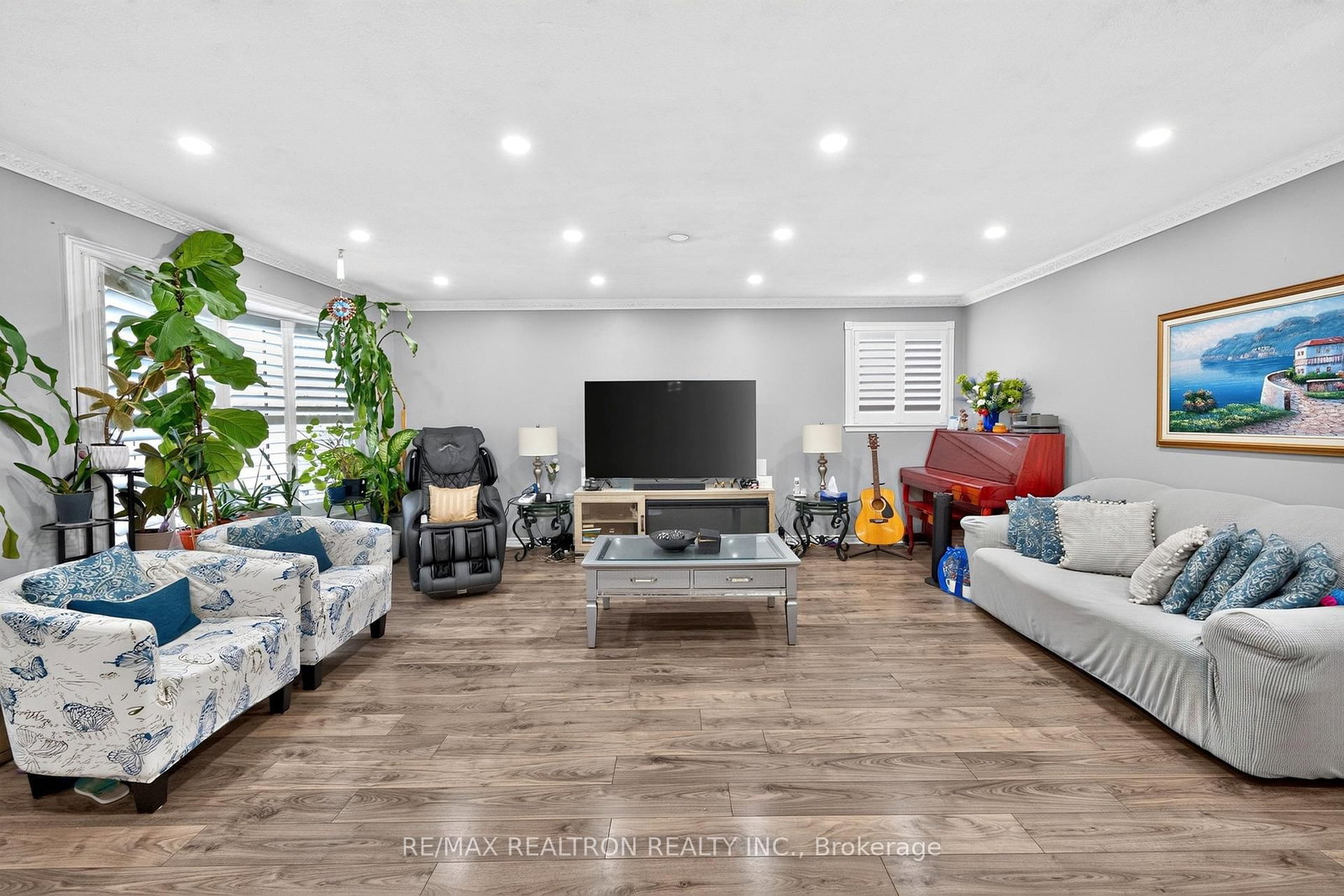 49 Tunmead Square • Toronto, ON photo 12