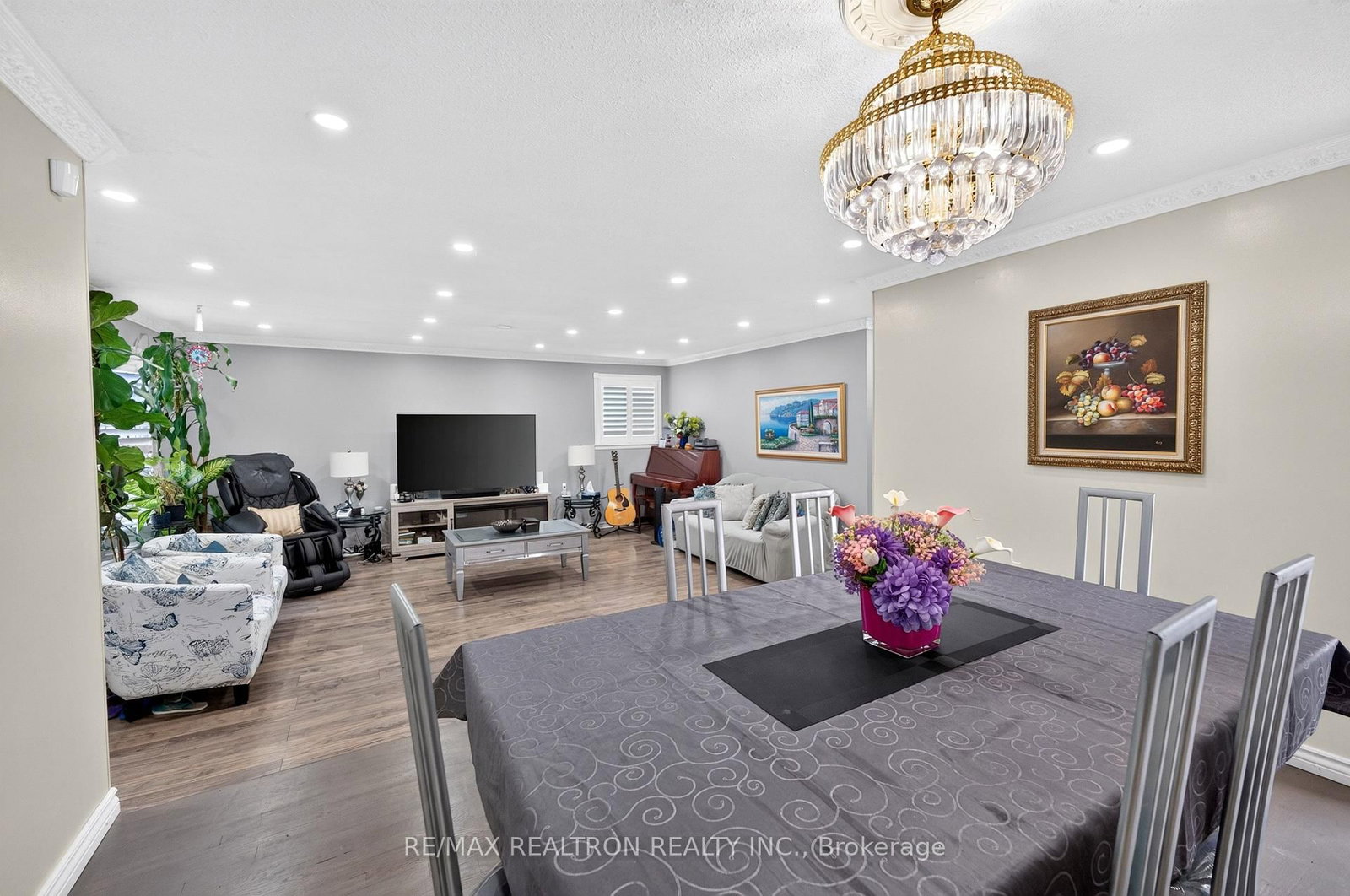 49 Tunmead Square • Toronto, ON photo 16