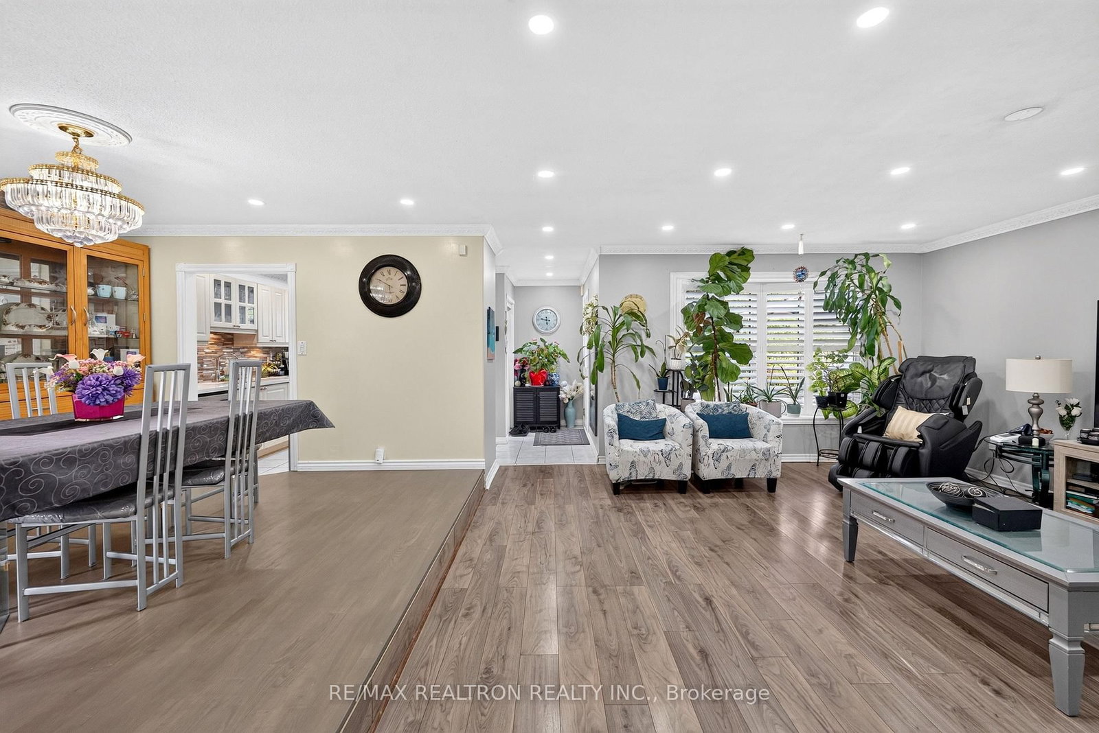49 Tunmead Square • Toronto, ON photo 18