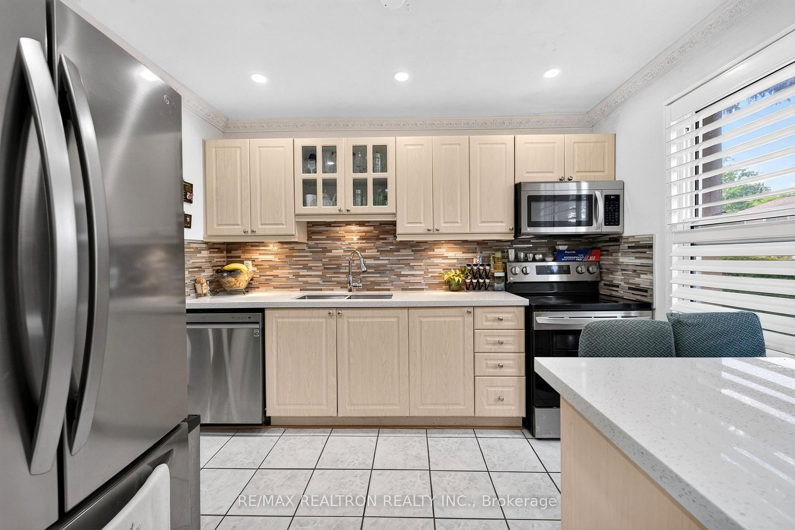 49 Tunmead Square • Toronto, ON photo 19